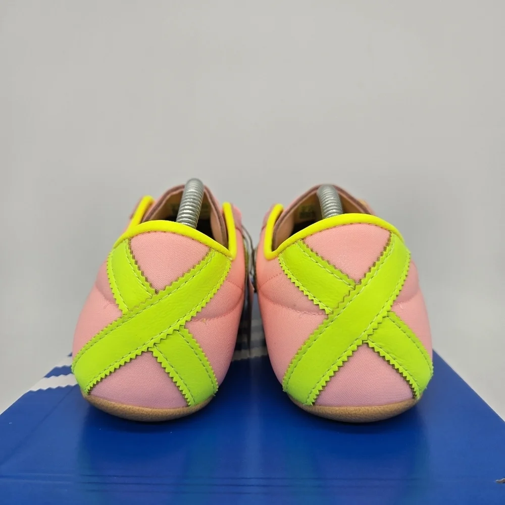 adidas Women's Tokyo JQ0584 Glow Pink Solar Yellow Gum Shoes Size 6.5 New